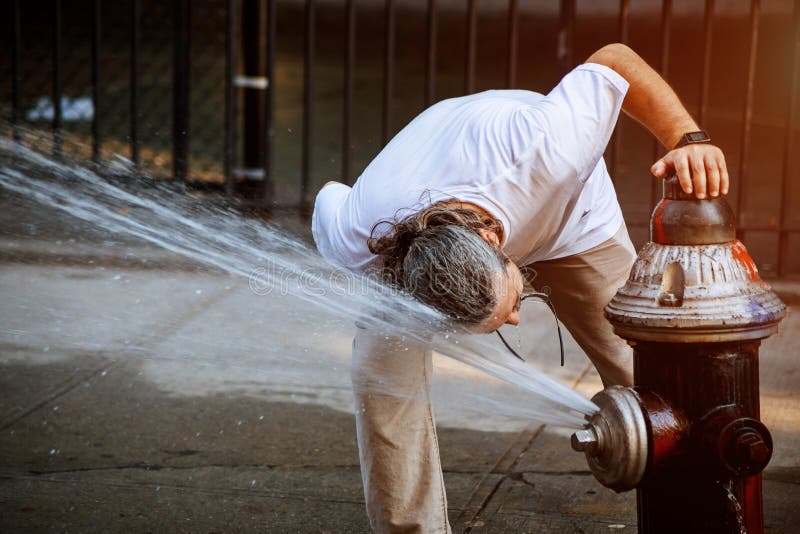 238 Hydrant Water Fountain Photos Free Royalty Free Stock Photos From Dreamstime