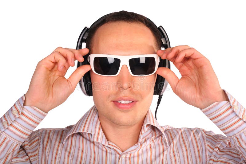 Man with sunglasses and headphones