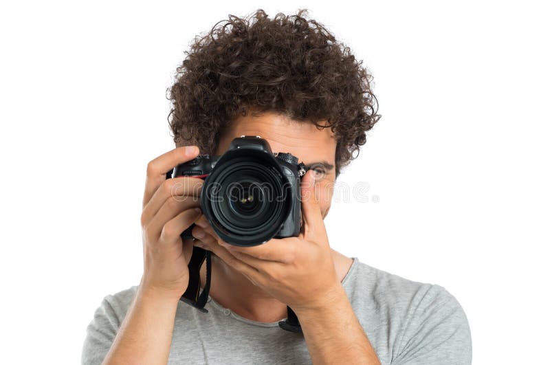 Joven hombre una foto aislado sobre fondo blanco.