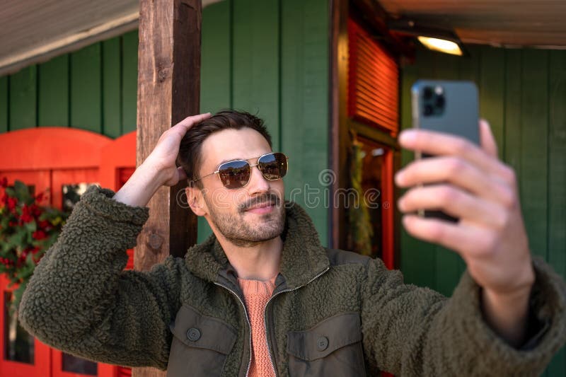 Male selfie sunglasses hi-res stock photography and images - Alamy