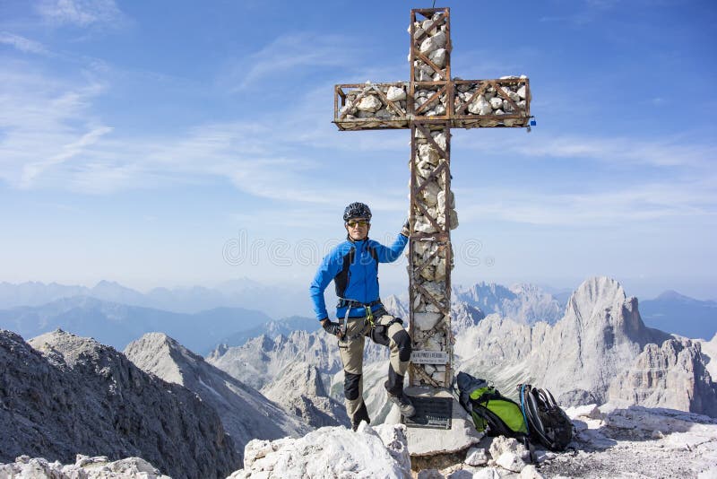 Man on top of the mountain stock photography Man on top of the mountain stock photography