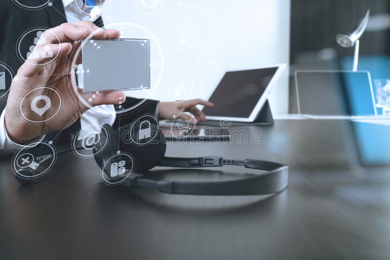 Global Help Desk Concept Icon Stock Photos Download 105 Royalty