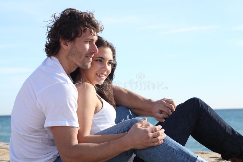 https://thumbs.dreamstime.com/b/man-woman-couple-flirting-28465487.jpg