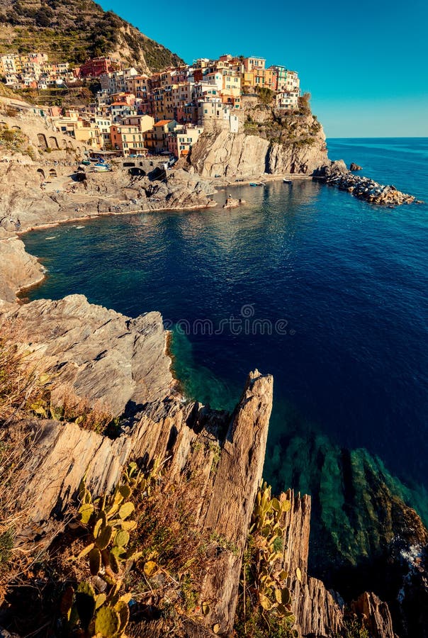 Manarola, Cinque Terre Italian Riviera Liguria, destinos italianos famosos do curso de Itália