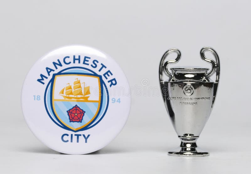 Manchester city football club badge hi-res stock photography and