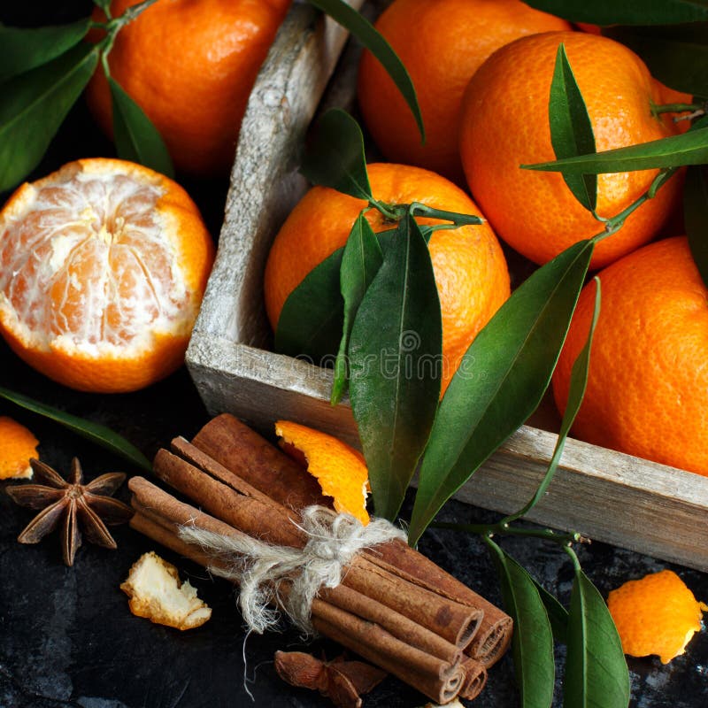 Mandarinen und Gewürze stockbild Mandarinen und Gewürze stockbild