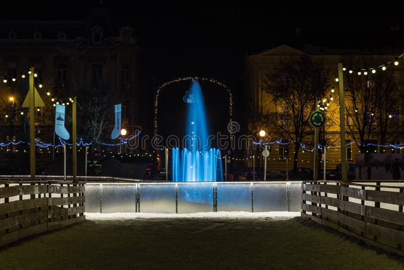 Mandusevacfontein bij Nacht - Zagreb, Kroatië royalty-vrije stock fotografie Mandusevacfontein bij Nacht - Zagreb, Kroatië royalty-vrije stock fotografie