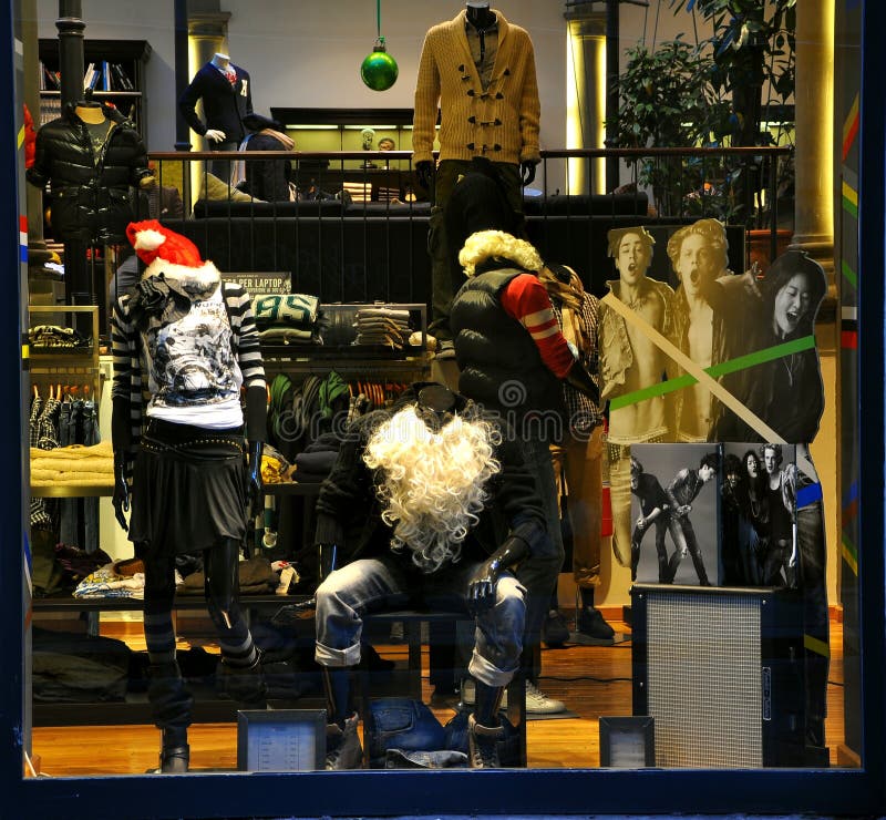 Christmas fashion 2011. Tommy Hilfiger fashion boutique in Florence, Italy. Christmas fashion 2011. Tommy Hilfiger fashion boutique in Florence, Italy