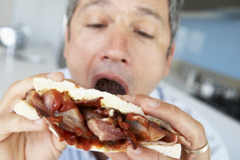 Mangiatore di uomini Medio Evo un panino della pancetta affumicata