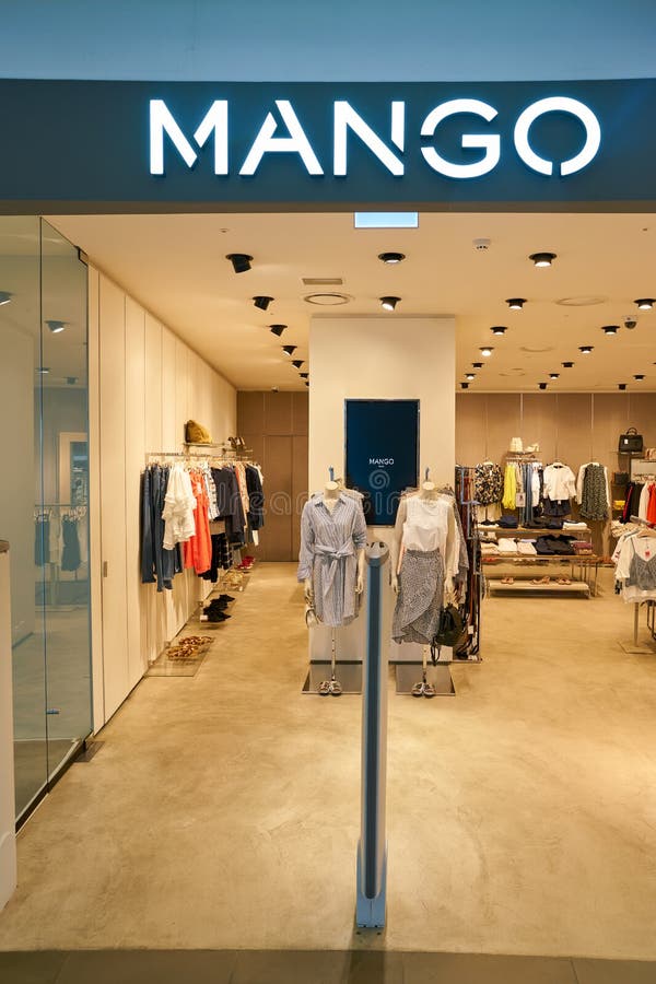 Mango store editorial stock image. Image of clothing - 109058594