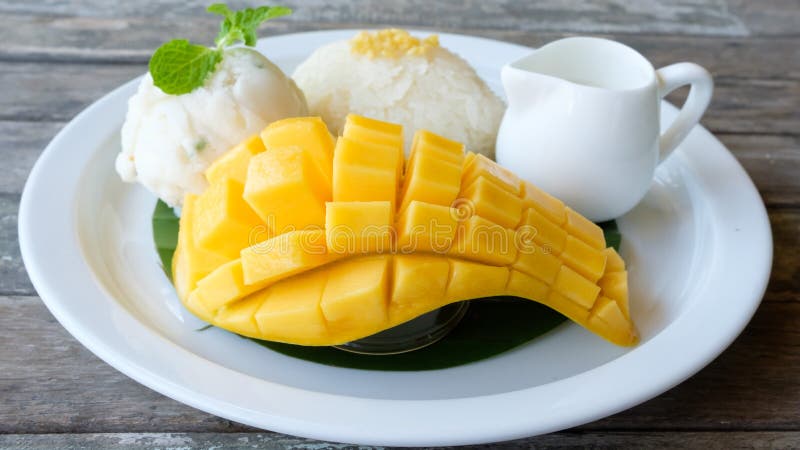 Mangofrucht mit klebrigem Reis stockfotos Mangofrucht mit klebrigem Reis stockfotos