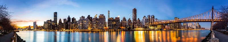 Panoramia of Brooklyn Bridge and Manhattan, New York City Editorial ...