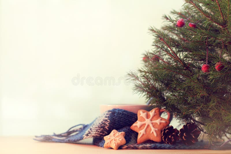 Manhã de Natal acolhedor foto de stock royalty free Manhã de Natal acolhedor foto de stock royalty free