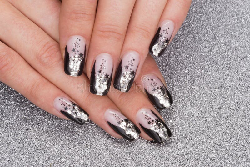 33 Way to Wear Stylish Nails : Glitter Glam nails