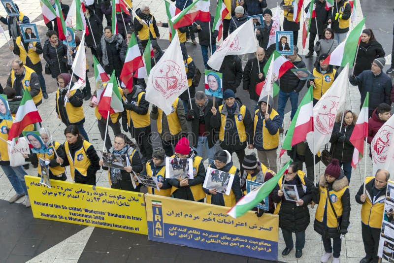 Fãs Iranianos Em Rússia Durante O Campeonato Do Mundo 2018 De FIFA Imagem  de Stock Editorial - Imagem de homem, macho: 119920304