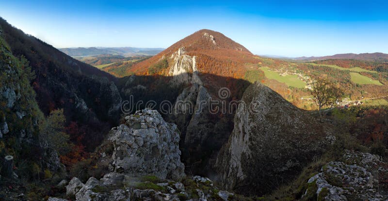 Manín v jesennom čase, Slovensko hora