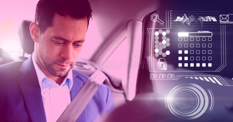 Mann im driverless autonomen Auto mit Köpfen zeigen oben Schnittstelle an stockfoto Mann im driverless autonomen Auto mit Köpfen zeigen oben Schnittstelle an stockfoto