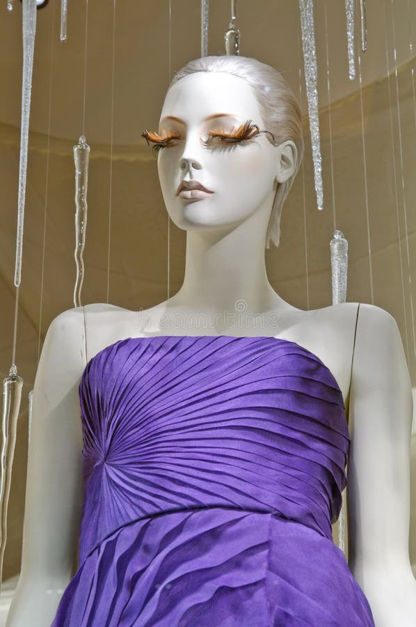 Mannequin image stock. Image du boutique, humain, vêtement 7693147