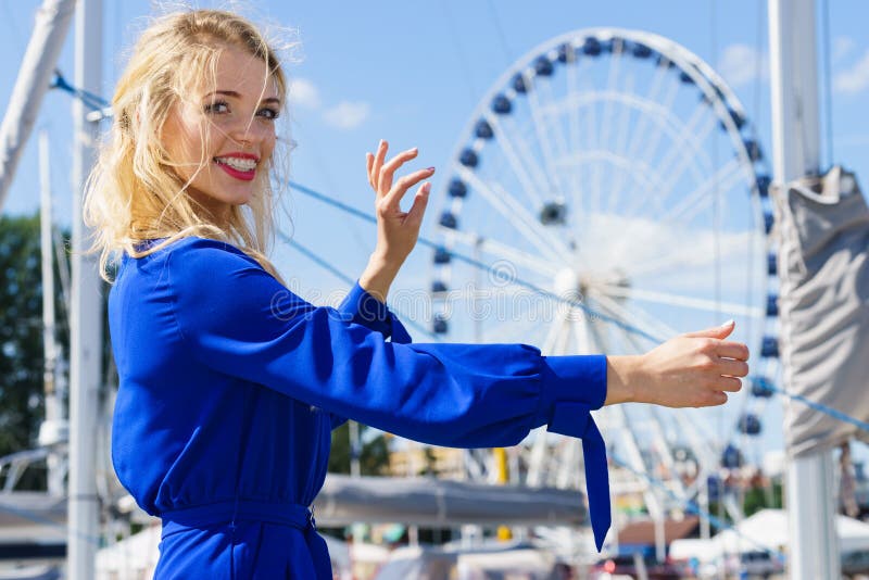 Mannequin et roue de ferris images libres de droits