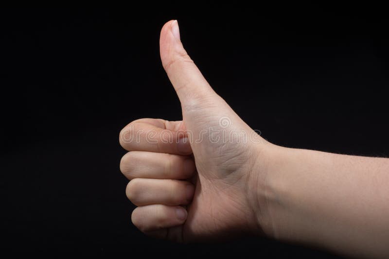 Mano con el pulgar para arriba en negro ilustración del vector Mano con el pulgar para arriba en negro ilustración del vector