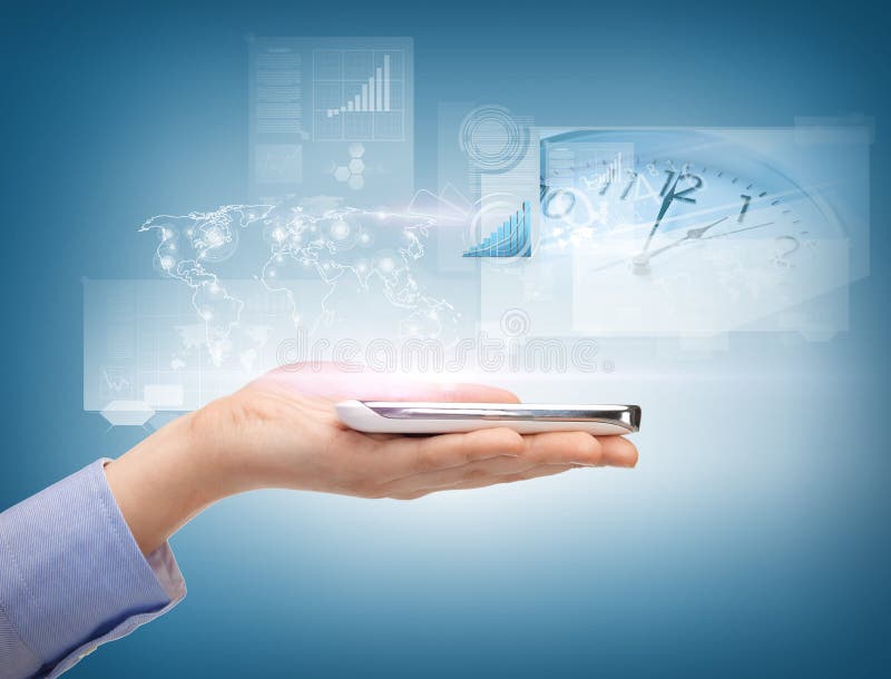 Mano di donna con smartphone fotografie stock