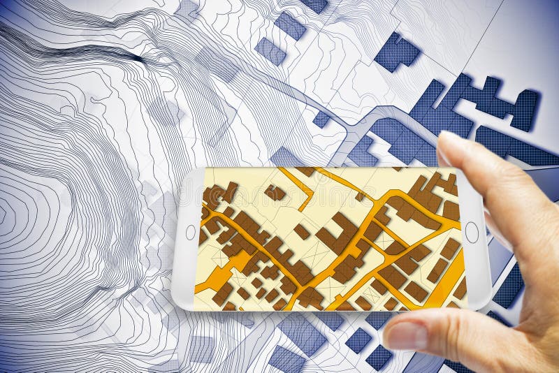 Mano que sostiene un smartphone con un mapa catastral imaginario del territorio con los edificios, los caminos y el paquete de ti imagen de archivo libre de regalías Mano que sostiene un smartphone con un mapa catastral imaginario del territorio con los edificios, los caminos y el paquete de ti imagen de archivo libre de regalías
