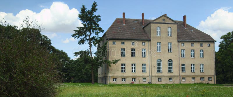 Download Manor House, Listed As Monument In Alt Plestlin, Mecklenburg-Vorpommern, Germany Stock Image - Image of mecklenburg, historic: 98587647