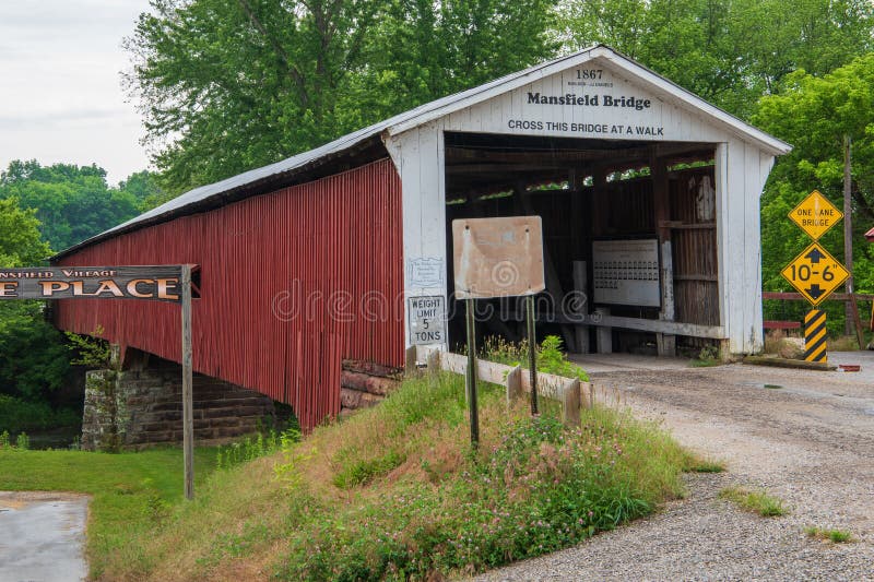 Mansfield Covered Bridge stock photo. Image of covered 220883272