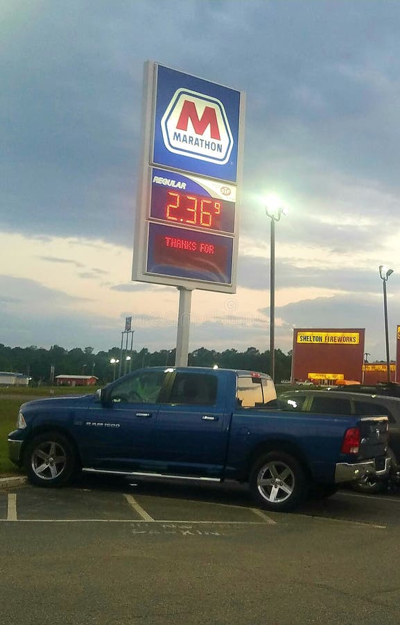 Marathon Gas Station editorial stock image. Image of diesel 92846139