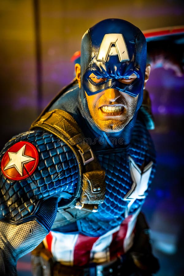 Captain America on Display at Marvel Studios' Avengers, Endgame Event at  Suntec City, Singapore. Imagem de Stock Editorial - Imagem de casco, homem:  272411654