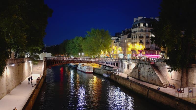 Maravillosa ciudad de parís por noche ciudad de parís francia 4 de septiembre de 2023