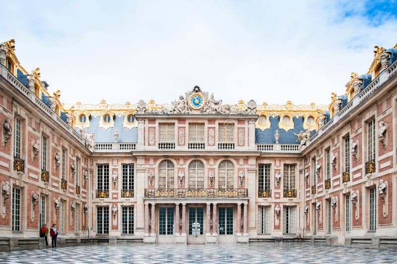 Marble Court at Palace of Versailles Editorial Image - Image of power ...
