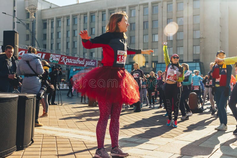 Minsk nackte hausfrau in Nackte Hausfrauen