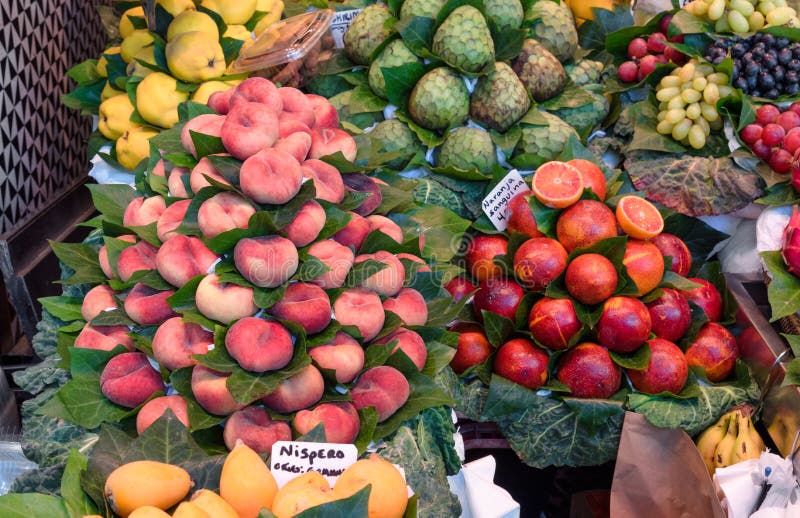 Marché de fruit, fruits frais, stalle du marché, fond de nourriture image stock Marché de fruit, fruits frais, stalle du marché, fond de nourriture image stock