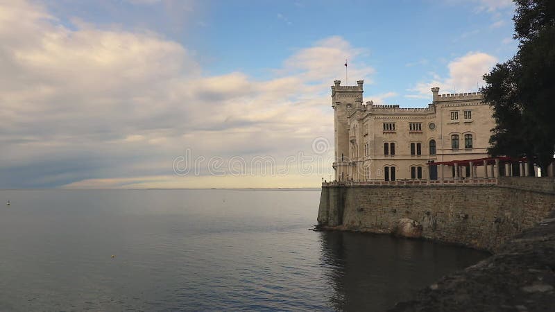 Mare adriatico di miramare