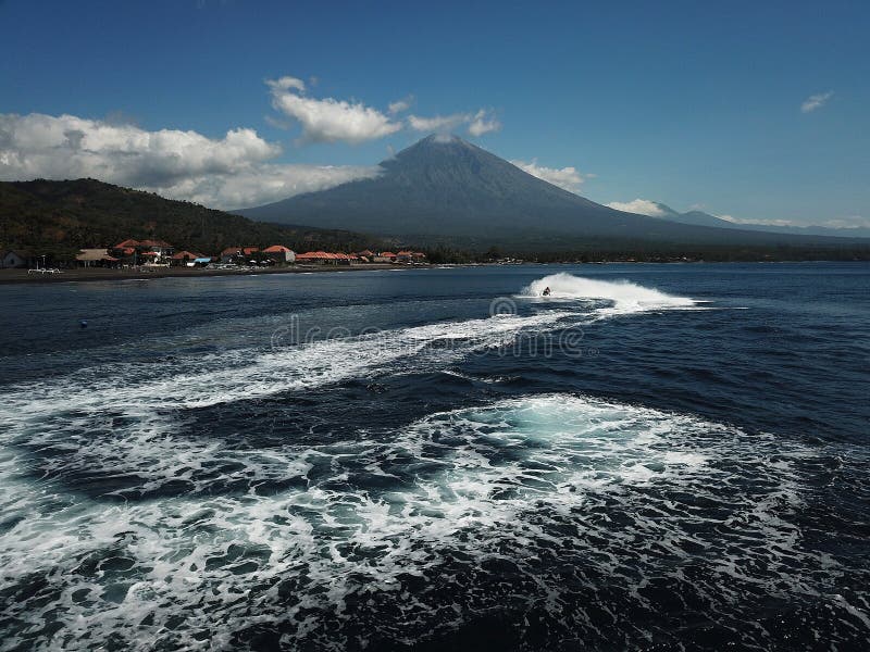 Mare e velocità sul mare di Bali immagine stock Mare e velocità sul mare di Bali immagine stock