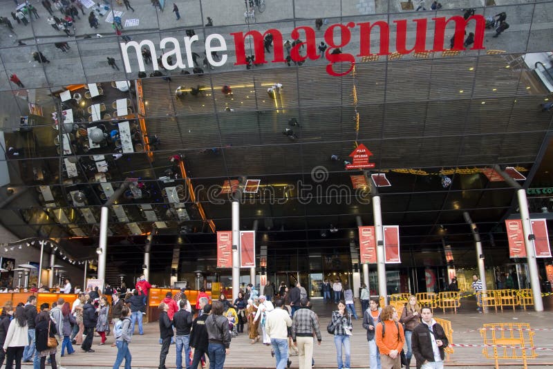 Mare Magnum shopping centre