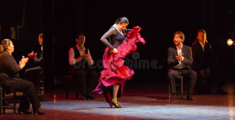 Maria Pages, bailarín español del flamenco fotografía de archivo libre de regalías Maria Pages, bailarín español del flamenco fotografía de archivo libre de regalías