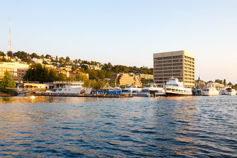 Marina aan de westkust van de Meerunie, Seattle stock afbeelding Marina aan de westkust van de Meerunie, Seattle stock afbeelding