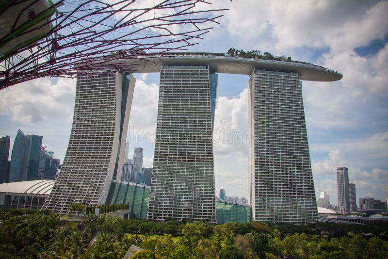 Marina Bay Sands hotel, Singapore plate to see. Suntec tower stock images, royalty-free photos and pictures