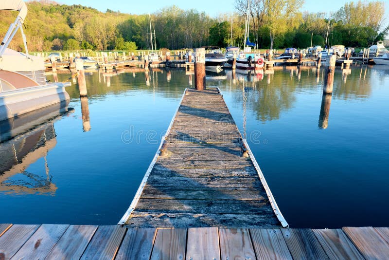 Marina on Lake Cayuga stock image. Image of jetty, york 77068241