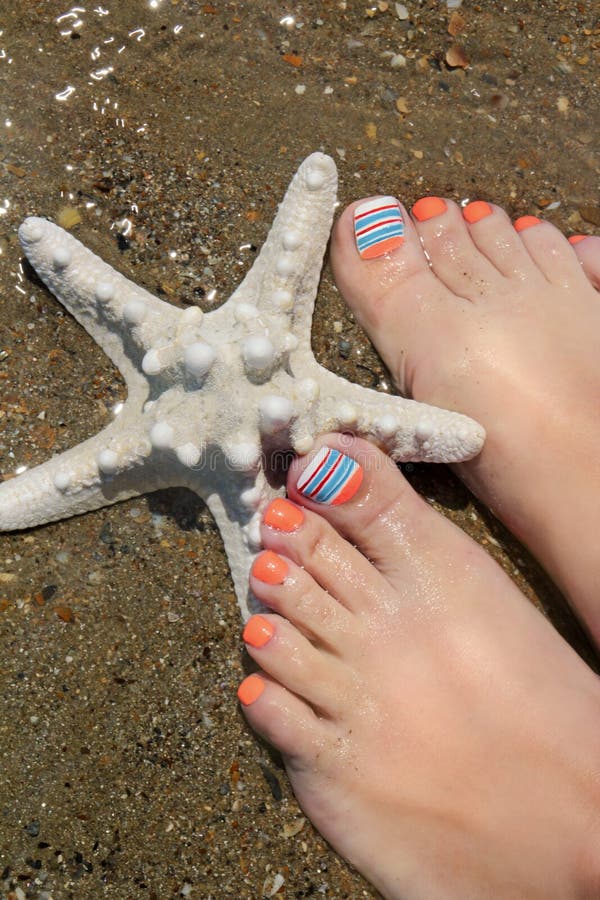 Toe Nail Art Designs|पैरों के लिए नेल आर्ट डिजाइन्स| Paron Ke Liye Nail Art  Designs | toe nail art for women | HerZindagi