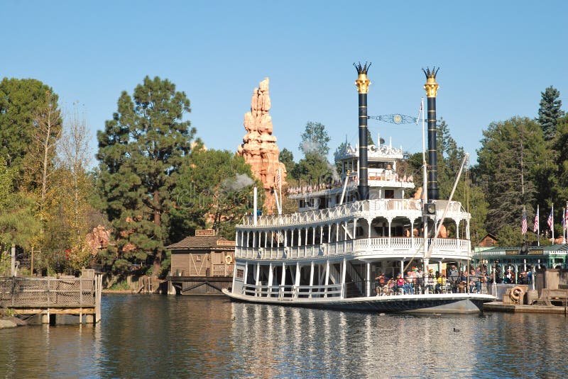 river cruise disneyland