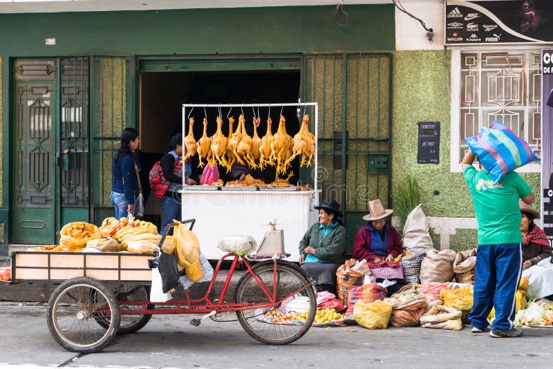 Market day in Huaraz in Peru with Indios and various goods royalty free stock images Market day in Huaraz in Peru with Indios and various goods royalty free stock images