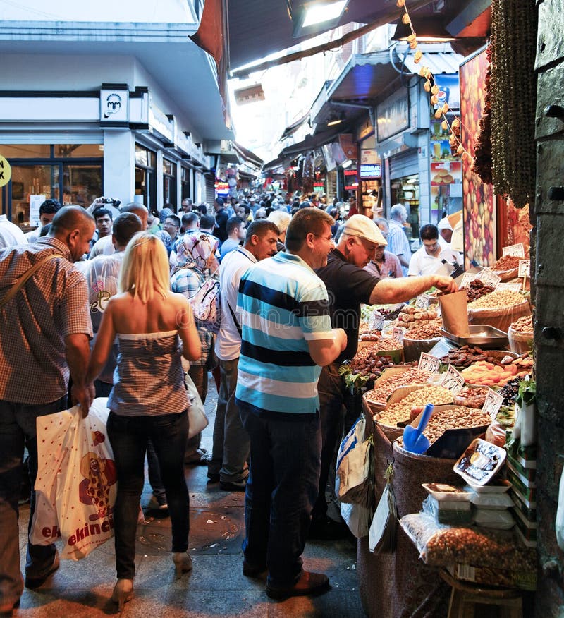 Market street scene Grand Bazaar