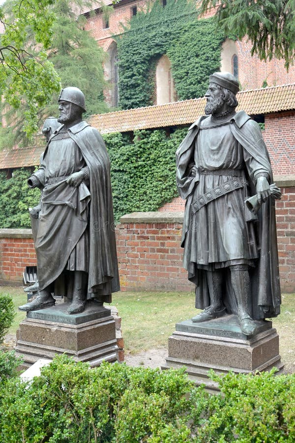 MARLBORK, POLAND. Statues of the great masters of the Teutonic Order Winrich von Kniprode and Siegfried von Feuchtwangen. Knight`. MARLBORK, POLAND - AUGUST 24