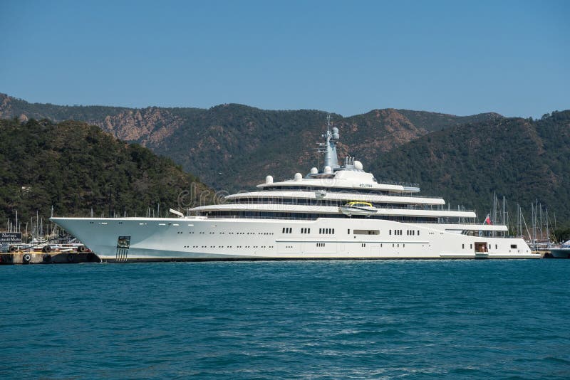 roman abramovich yacht in marmaris