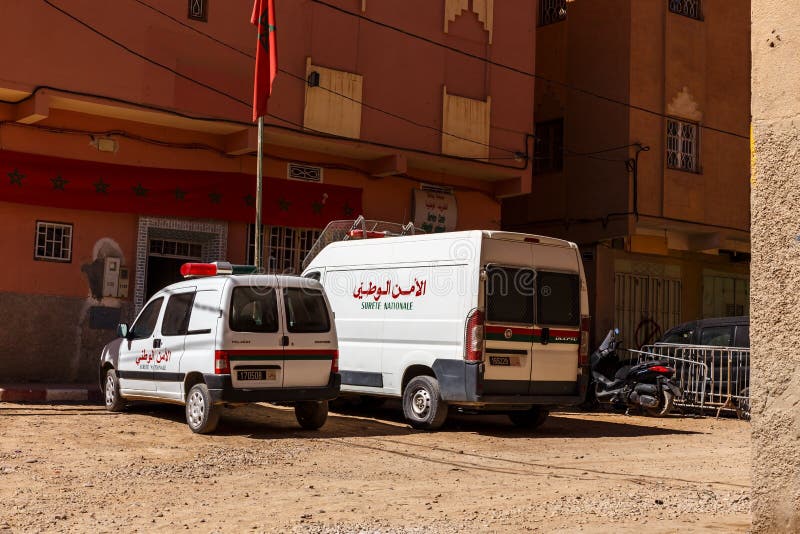 Vooruit passen Kerel Marokkaanse Politieauto ' S Redactionele Stock Afbeelding - Image of  toerisme, zonlicht: 236019499