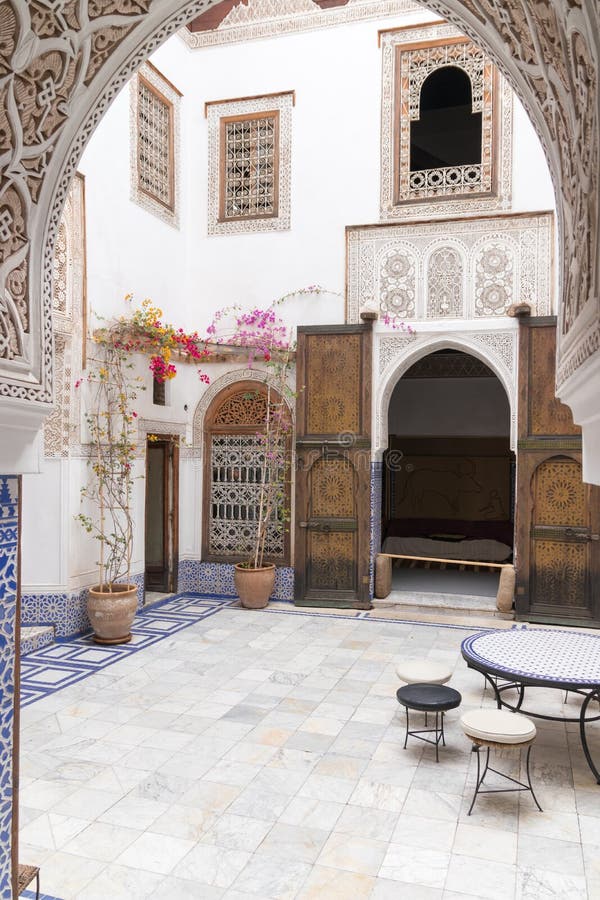 Marrakech - Tiskiwin museum inner courtyard