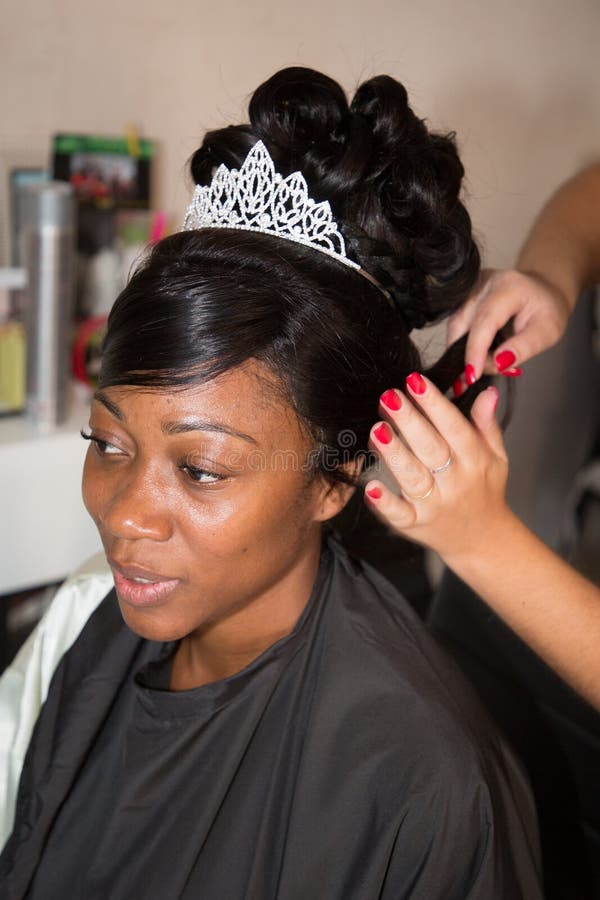 Marriage Stylist Prepares Black African American Bride for the Wedding  Stock Photo - Image of married, makeup: 130594702